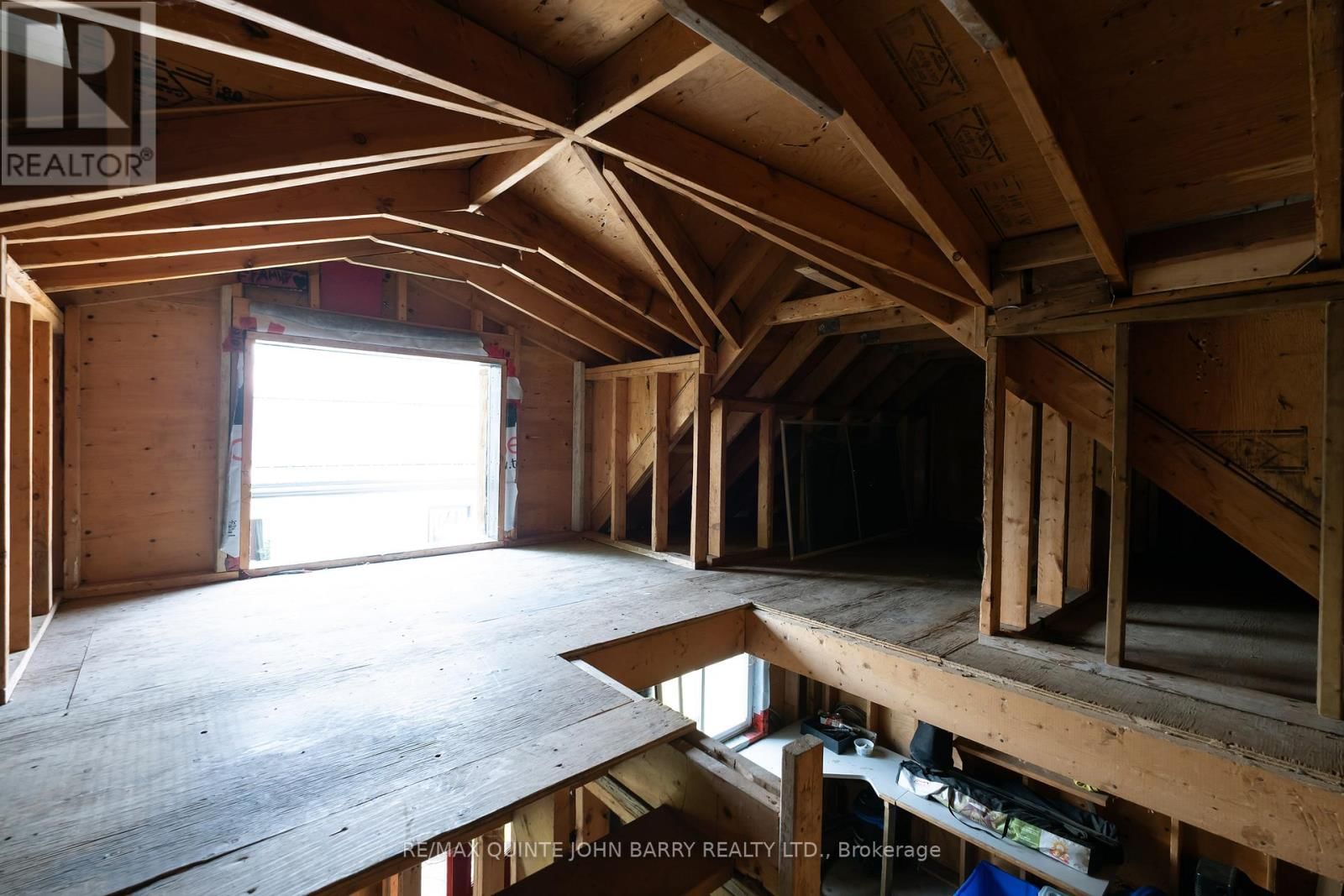 17 JAMES STREET Image 37