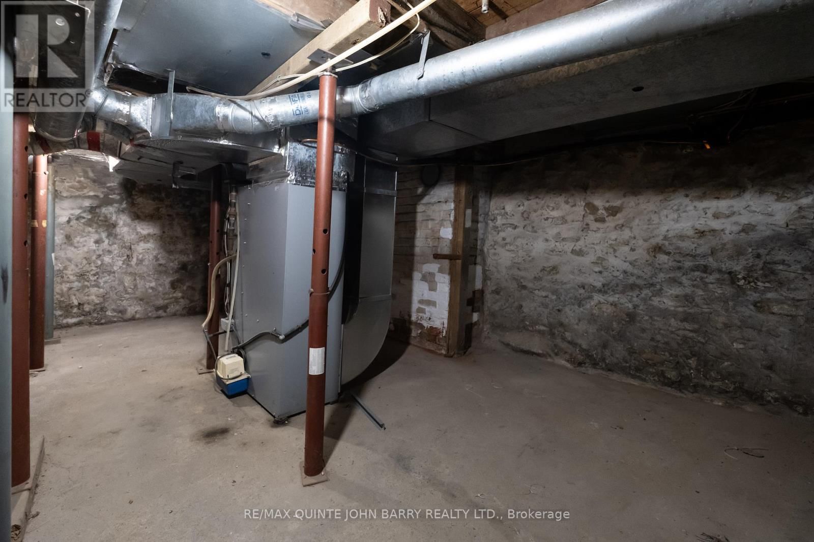 17 JAMES STREET Image 39