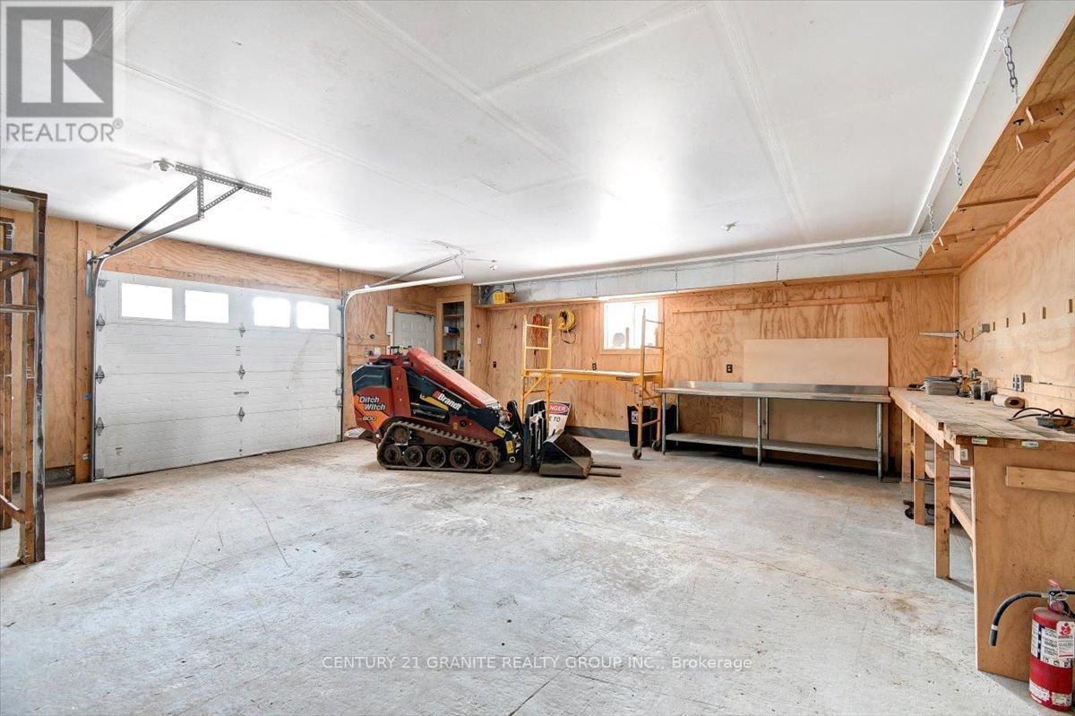 1725 LOOP ROAD Image 4