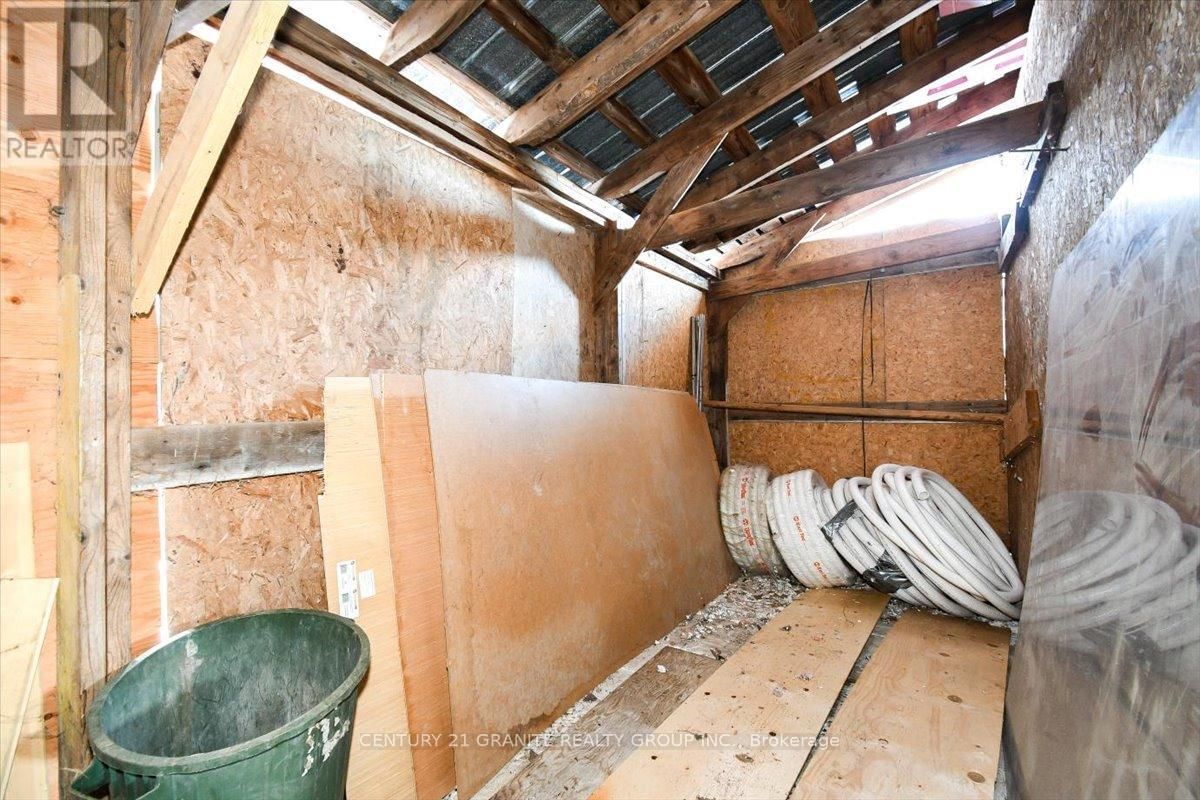 1725 LOOP ROAD Image 7