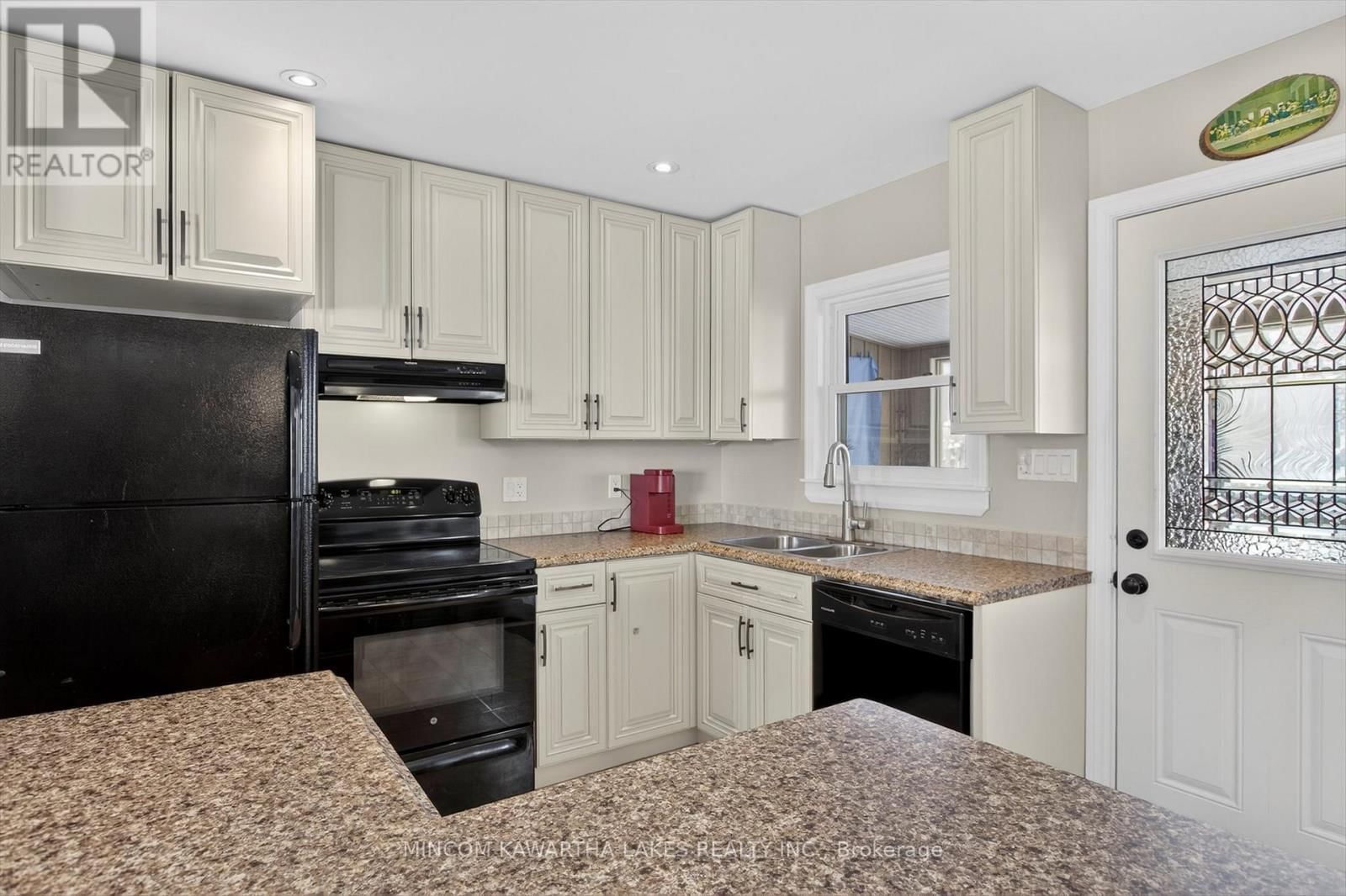 630 SHERBROOKE STREET Image 13