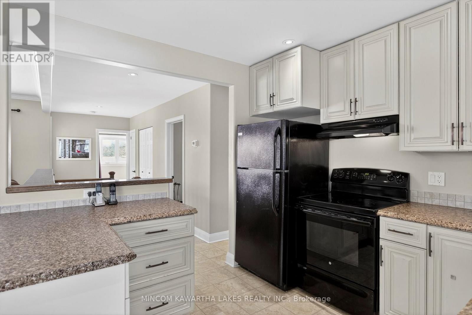 630 SHERBROOKE STREET Image 16