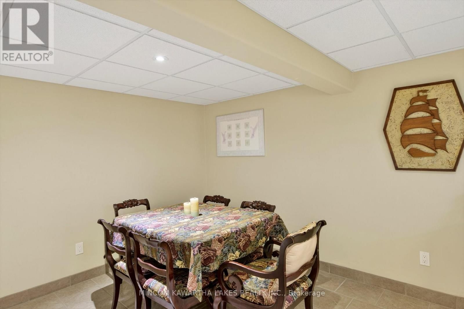 630 SHERBROOKE STREET Image 33