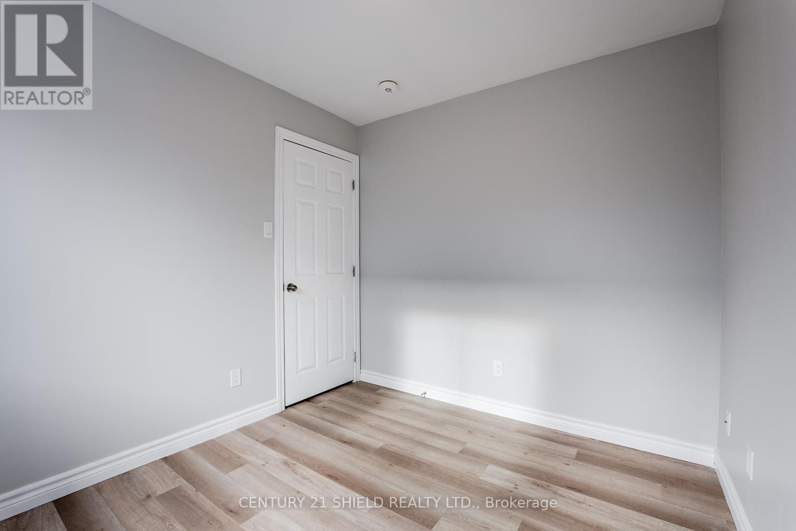 7 WILLIAM STREET Image 21