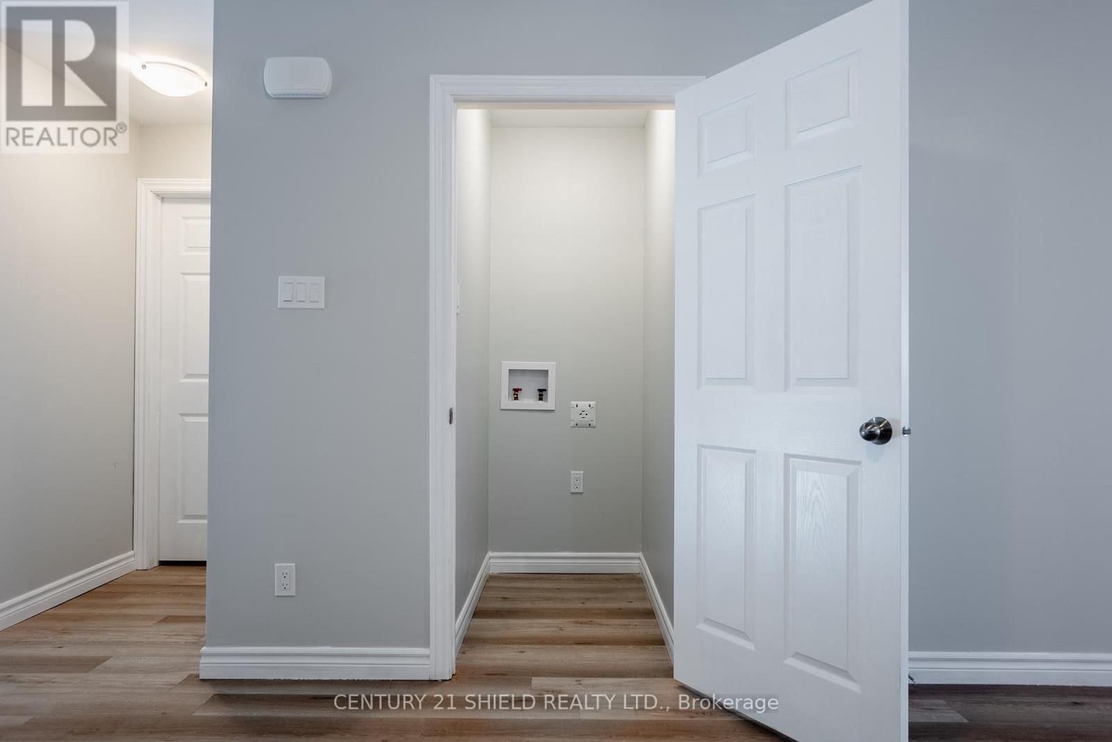 7 WILLIAM STREET Image 22