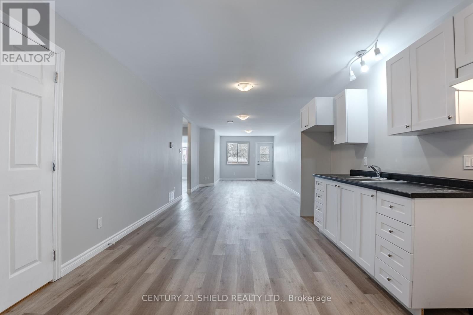 7 WILLIAM STREET Image 3