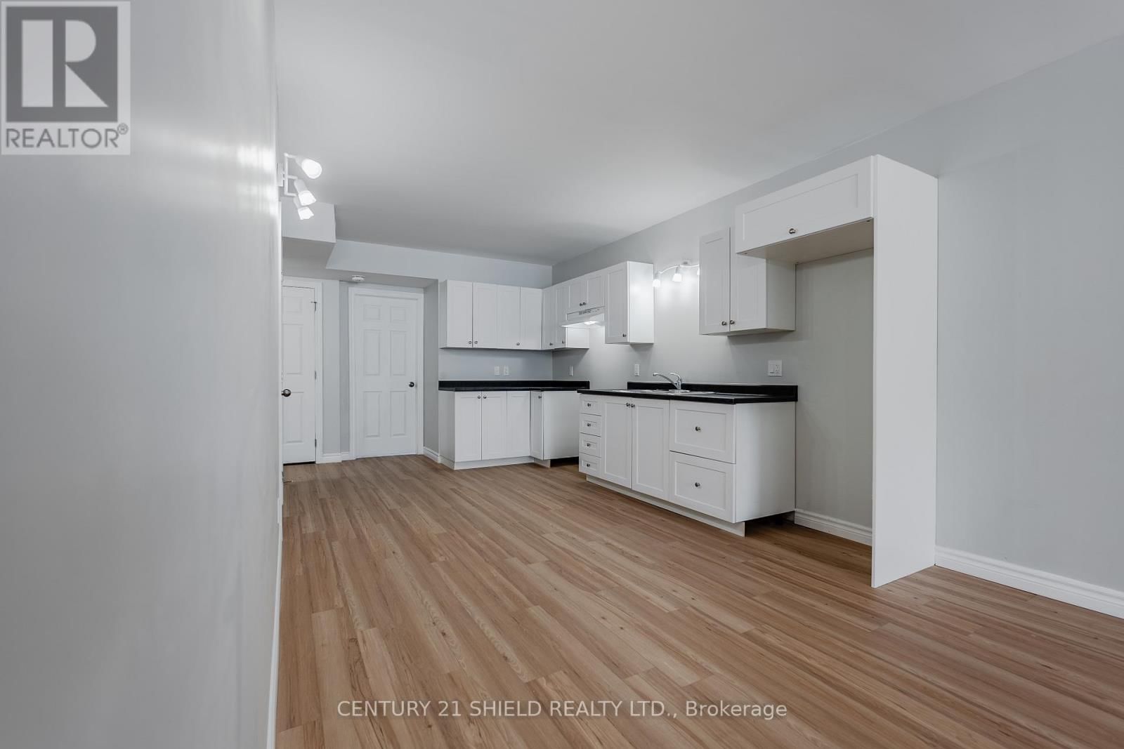 7 WILLIAM STREET Image 39