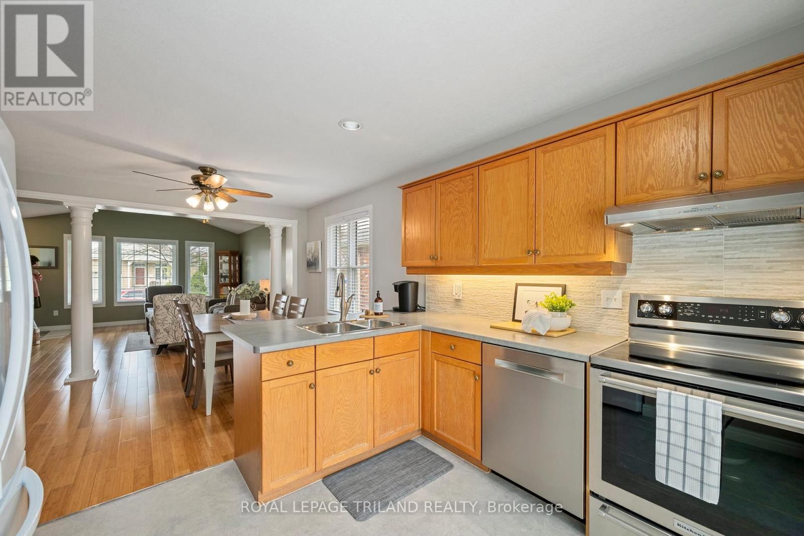 24 SIFTON DRIVE Image 11