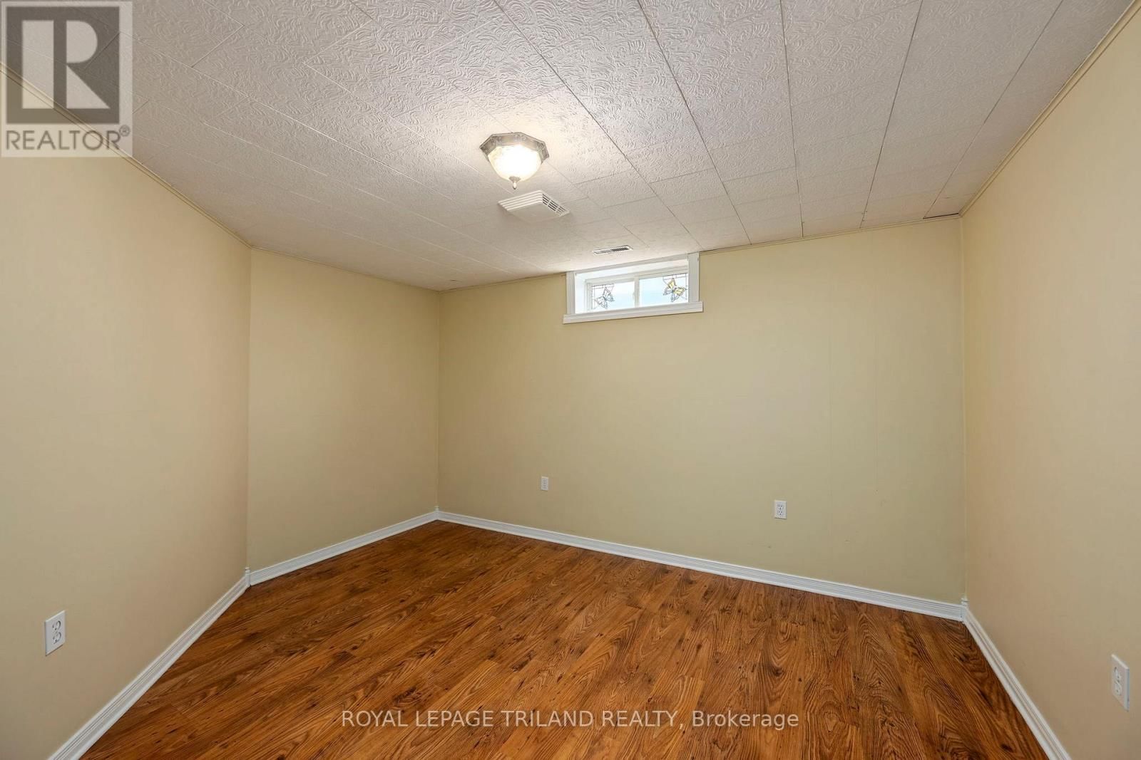 24 SIFTON DRIVE Image 26