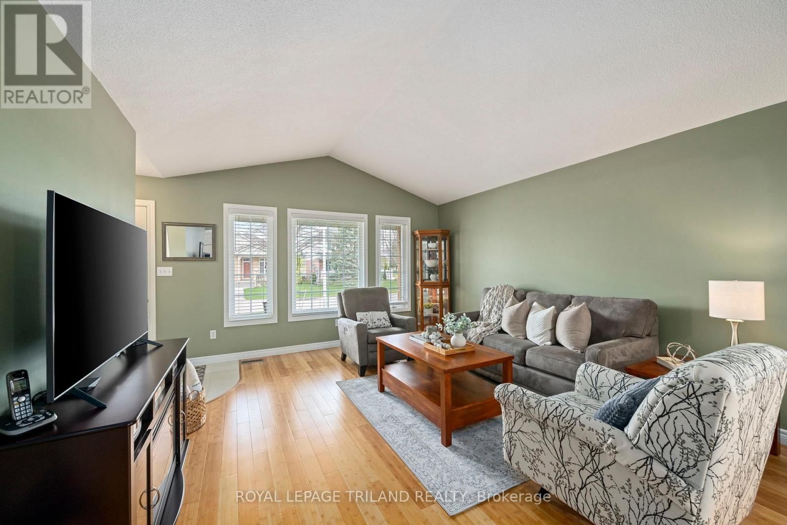 24 SIFTON DRIVE Image 8