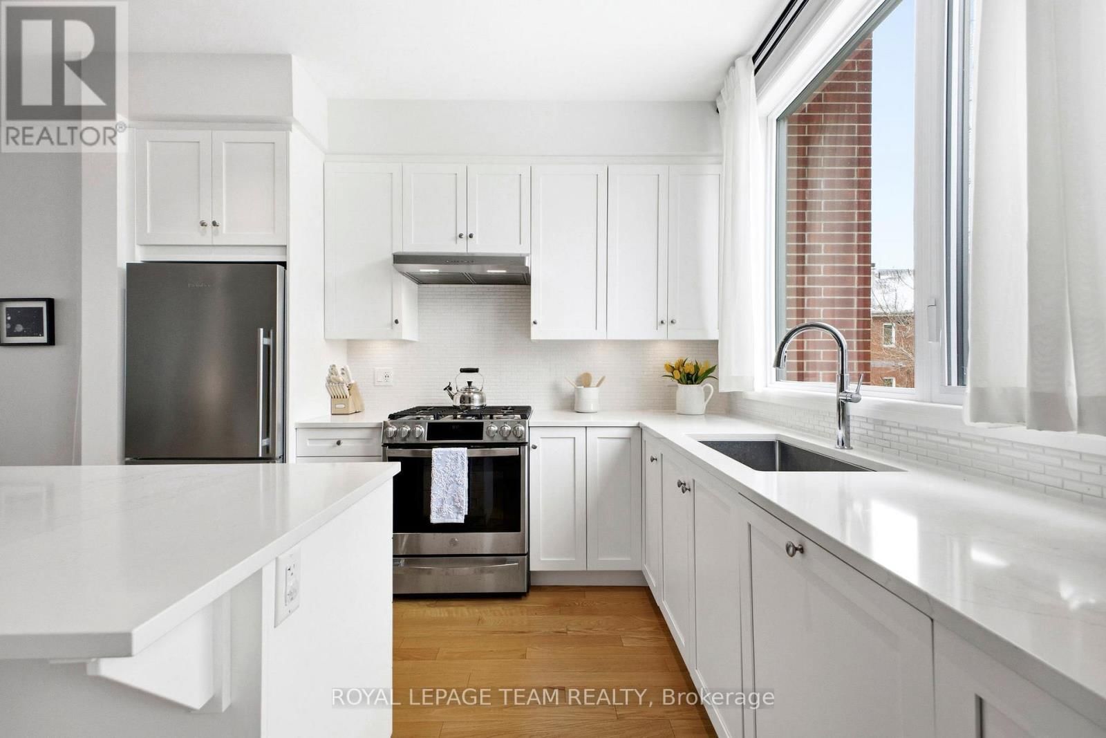 526 EDISON AVENUE Image 16