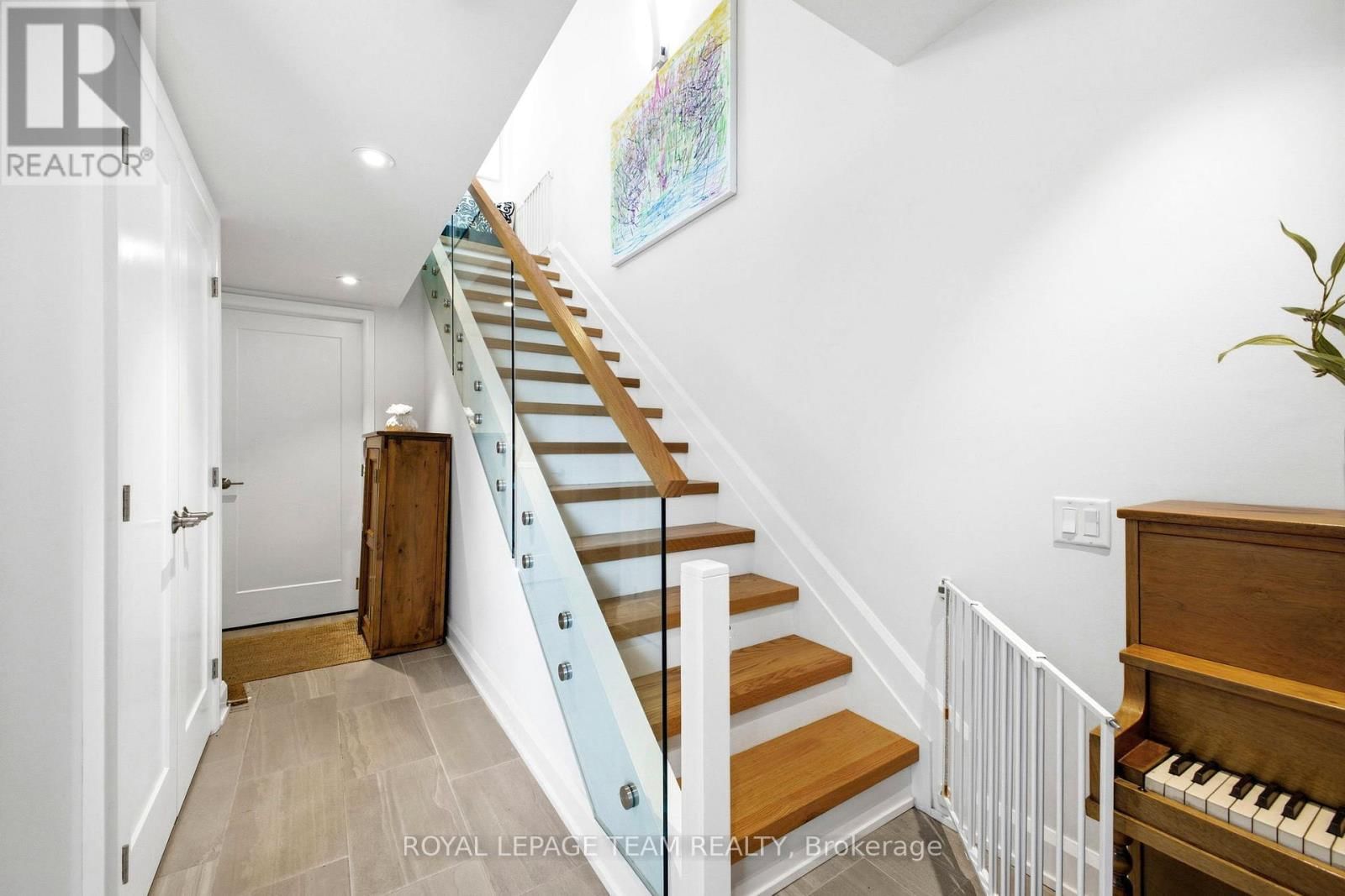 526 EDISON AVENUE Image 28