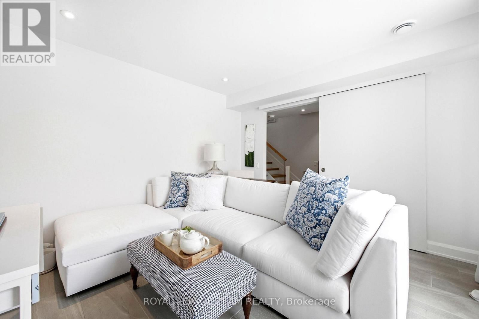 526 EDISON AVENUE Image 29