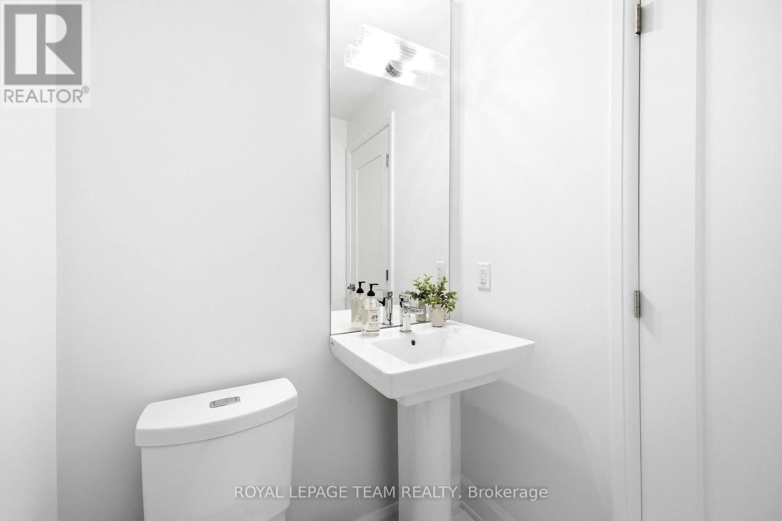 526 EDISON AVENUE Image 33