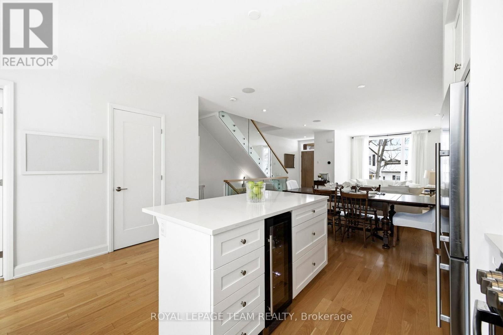 526 EDISON AVENUE Image 34