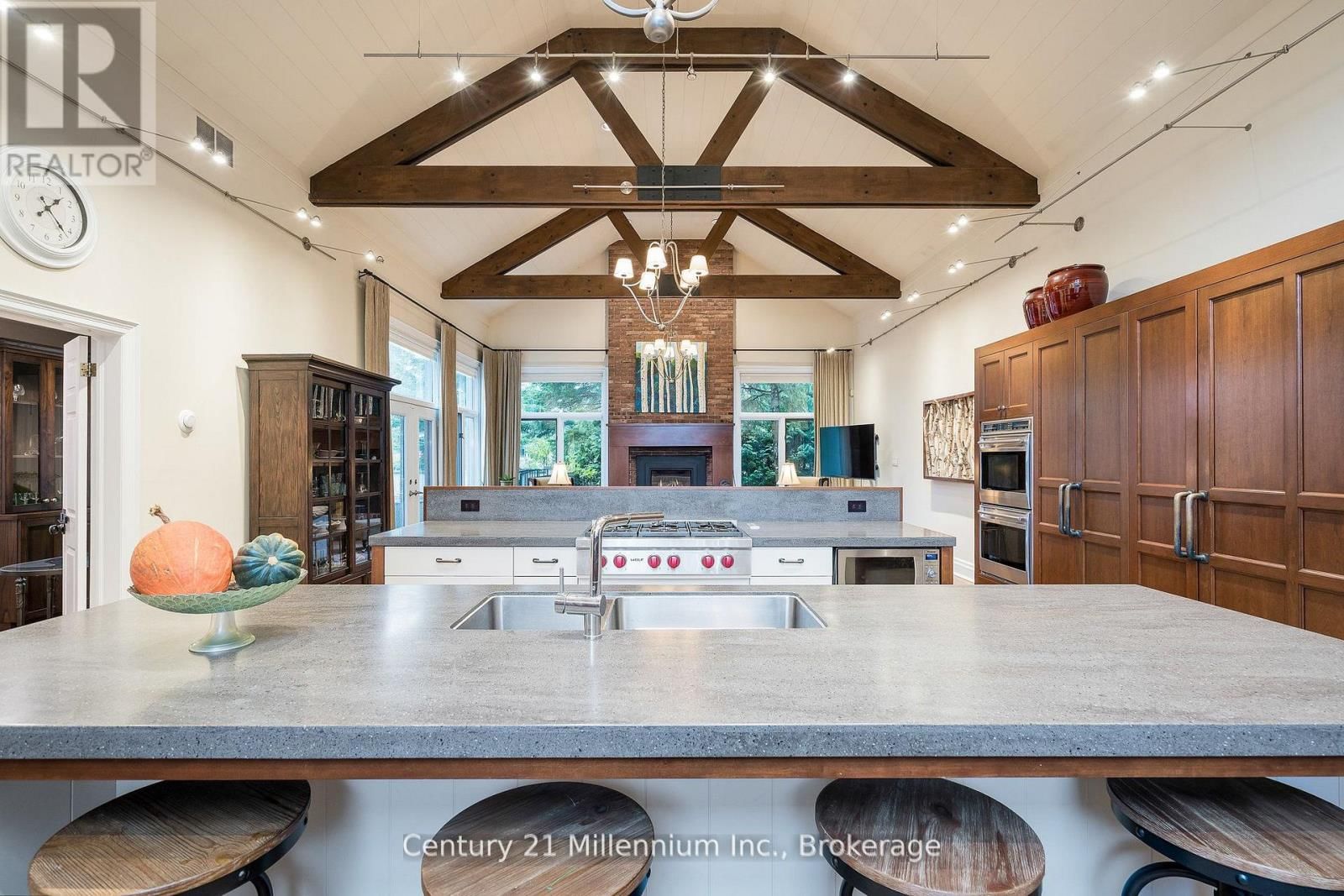 160 GRAND CYPRESS LANE Image 12