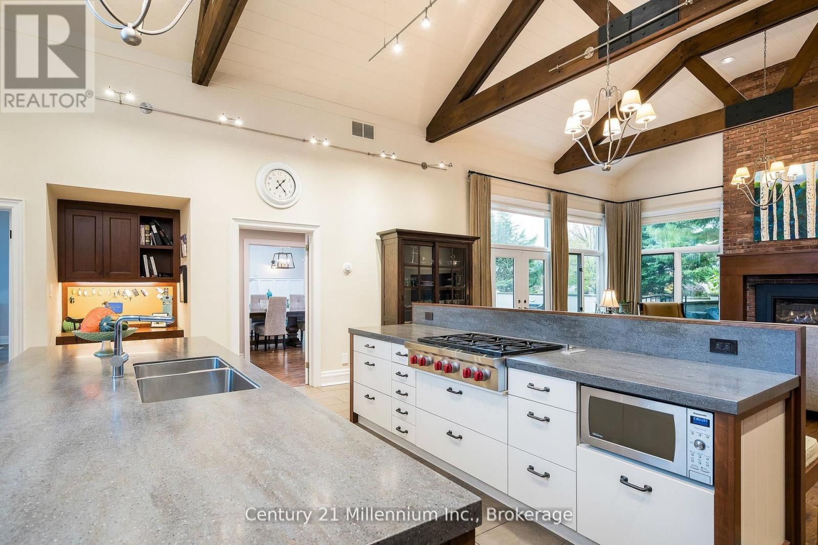 160 GRAND CYPRESS LANE Image 13