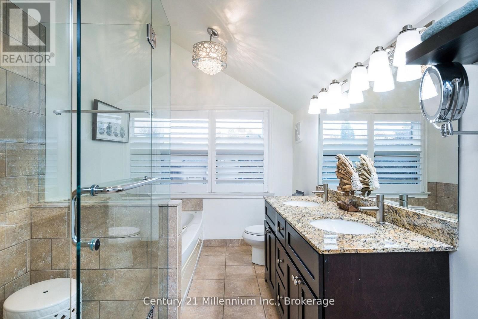 160 GRAND CYPRESS LANE Image 28