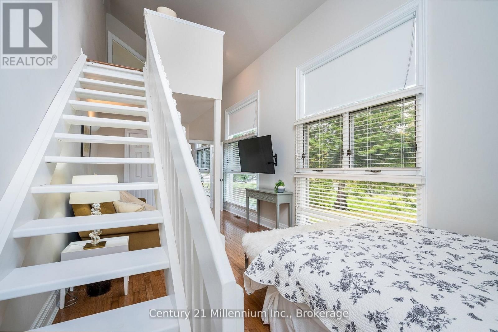 160 GRAND CYPRESS LANE Image 31