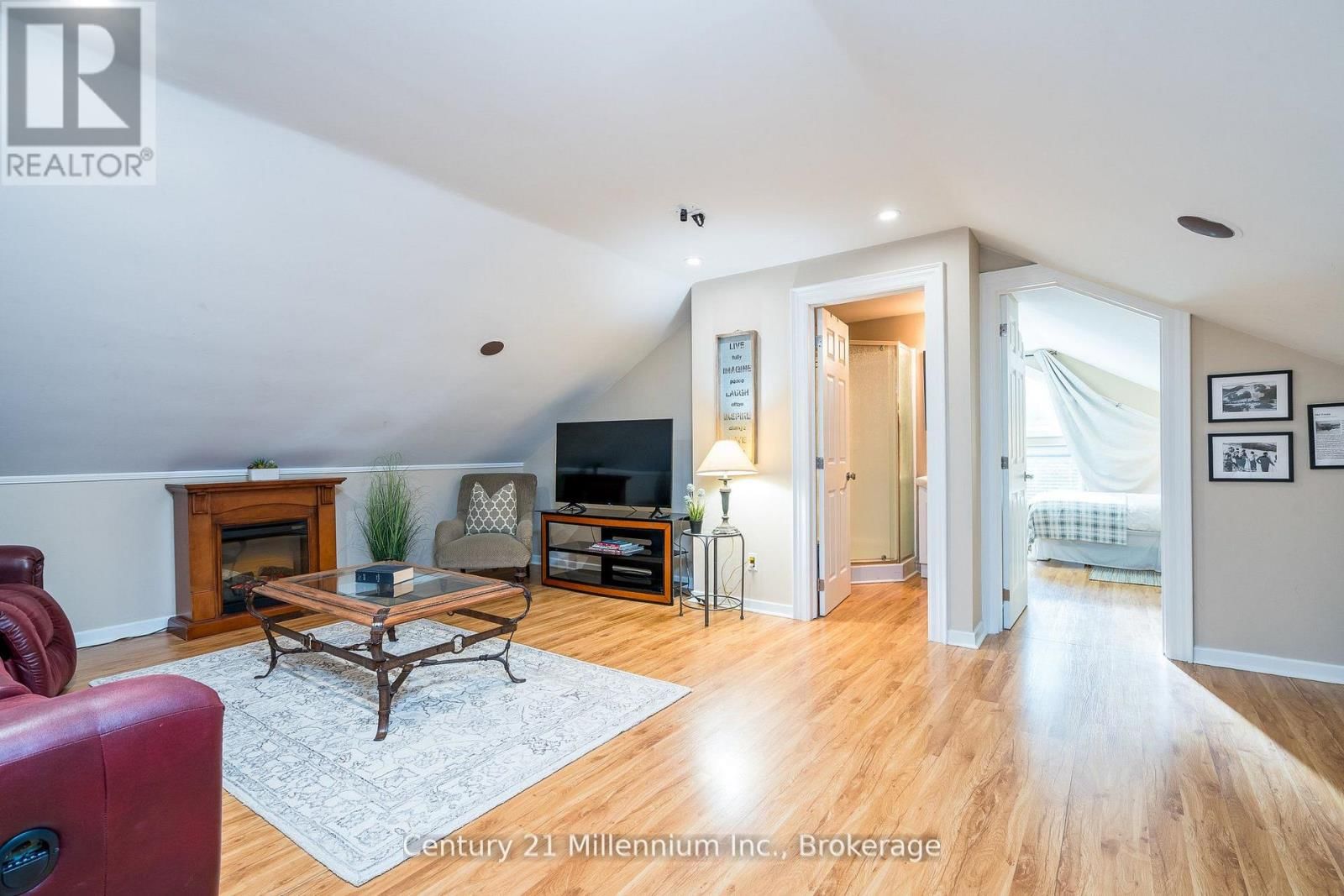 160 GRAND CYPRESS LANE Image 34