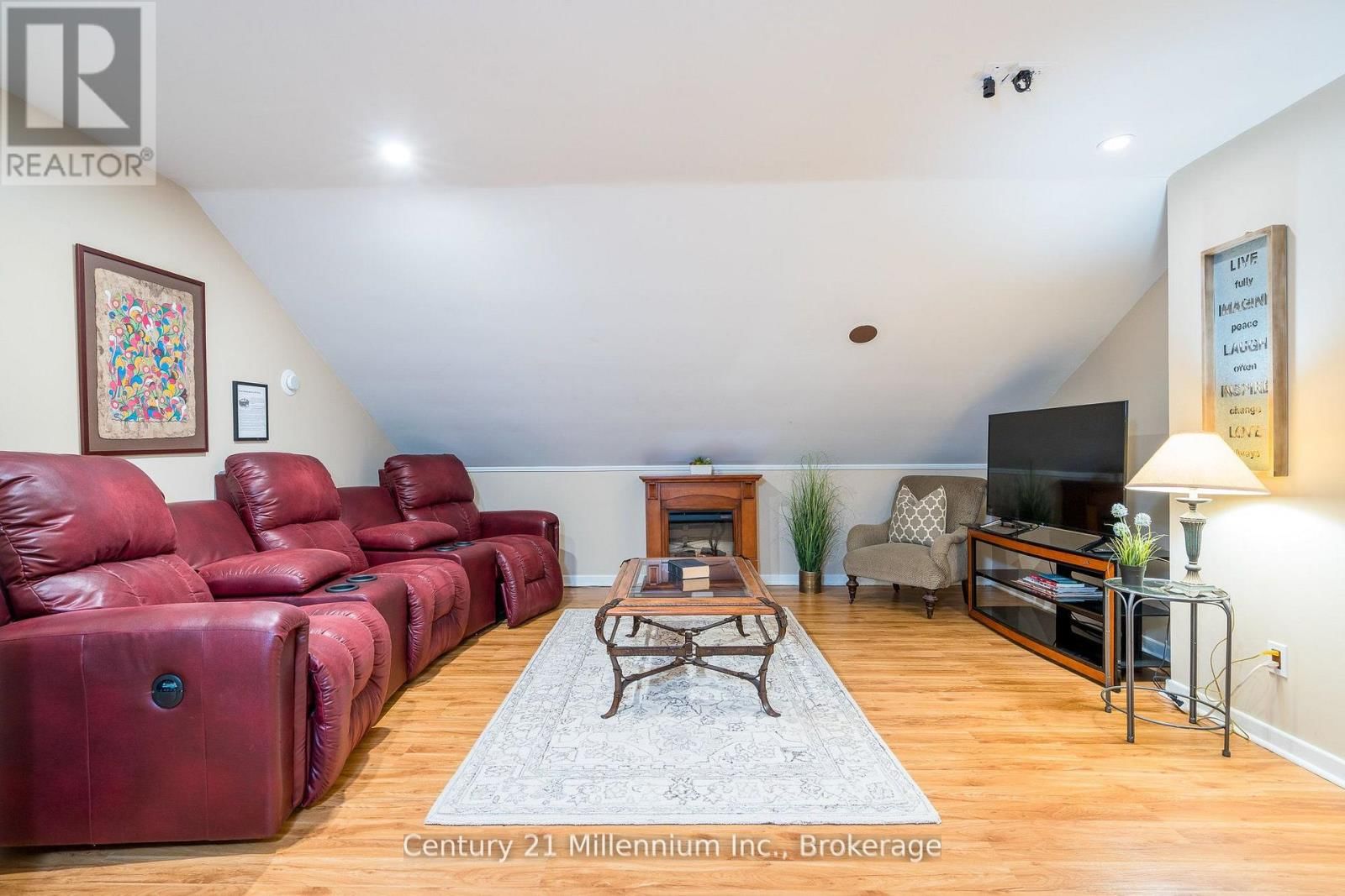 160 GRAND CYPRESS LANE Image 35