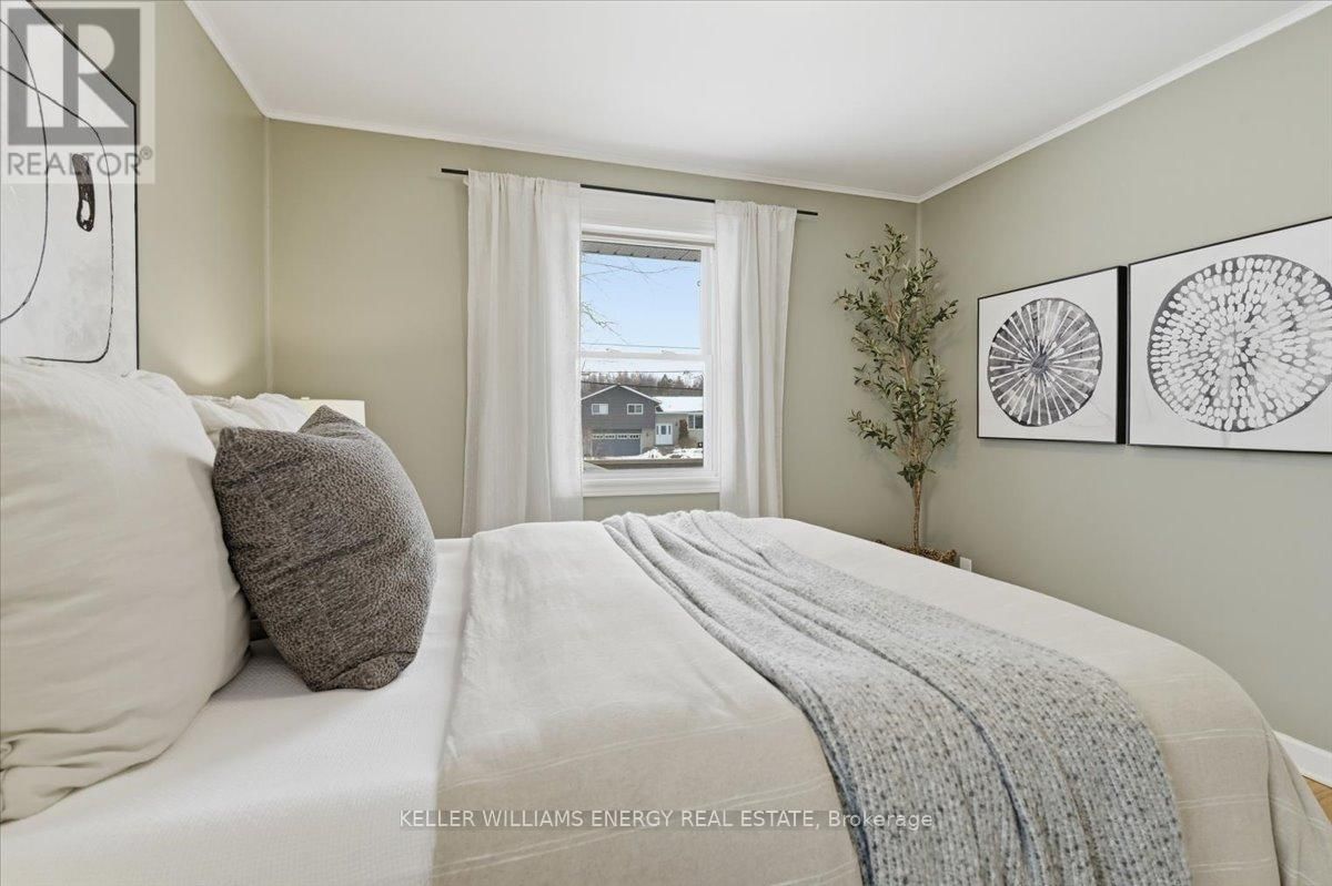 113 WEST STREET Image 13