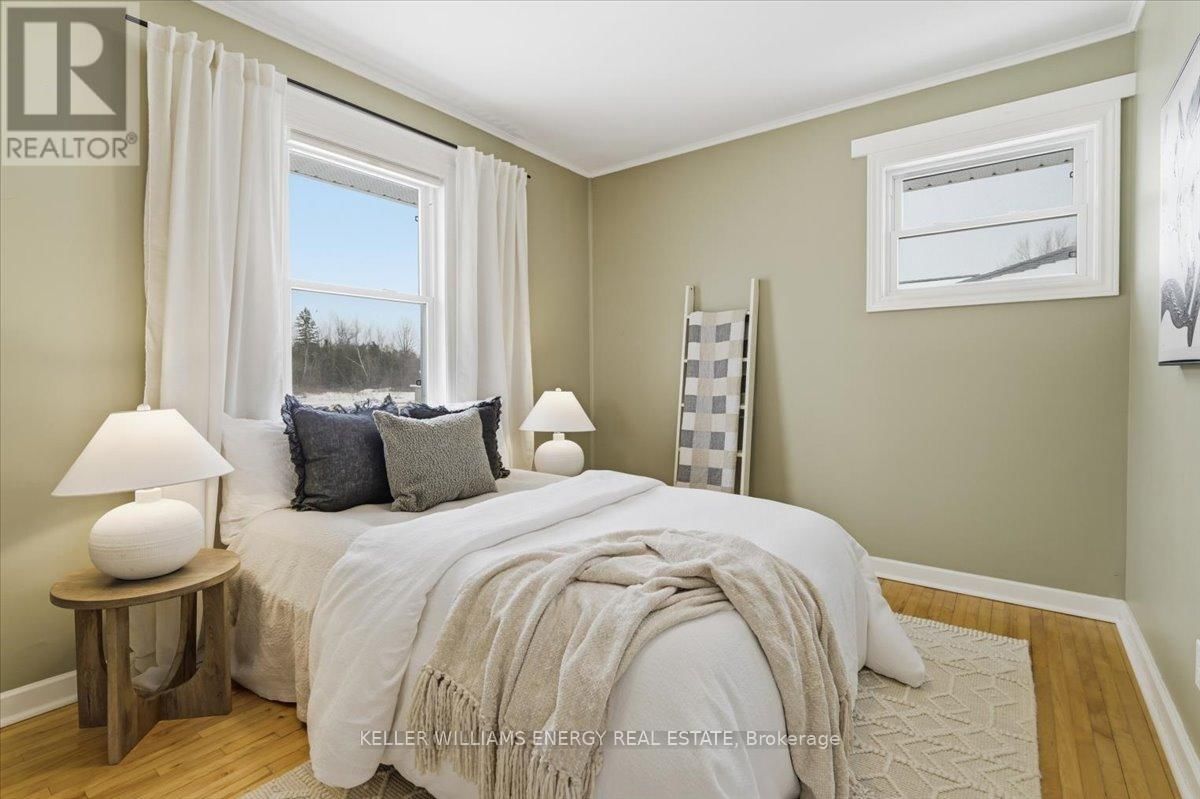 113 WEST STREET Image 16