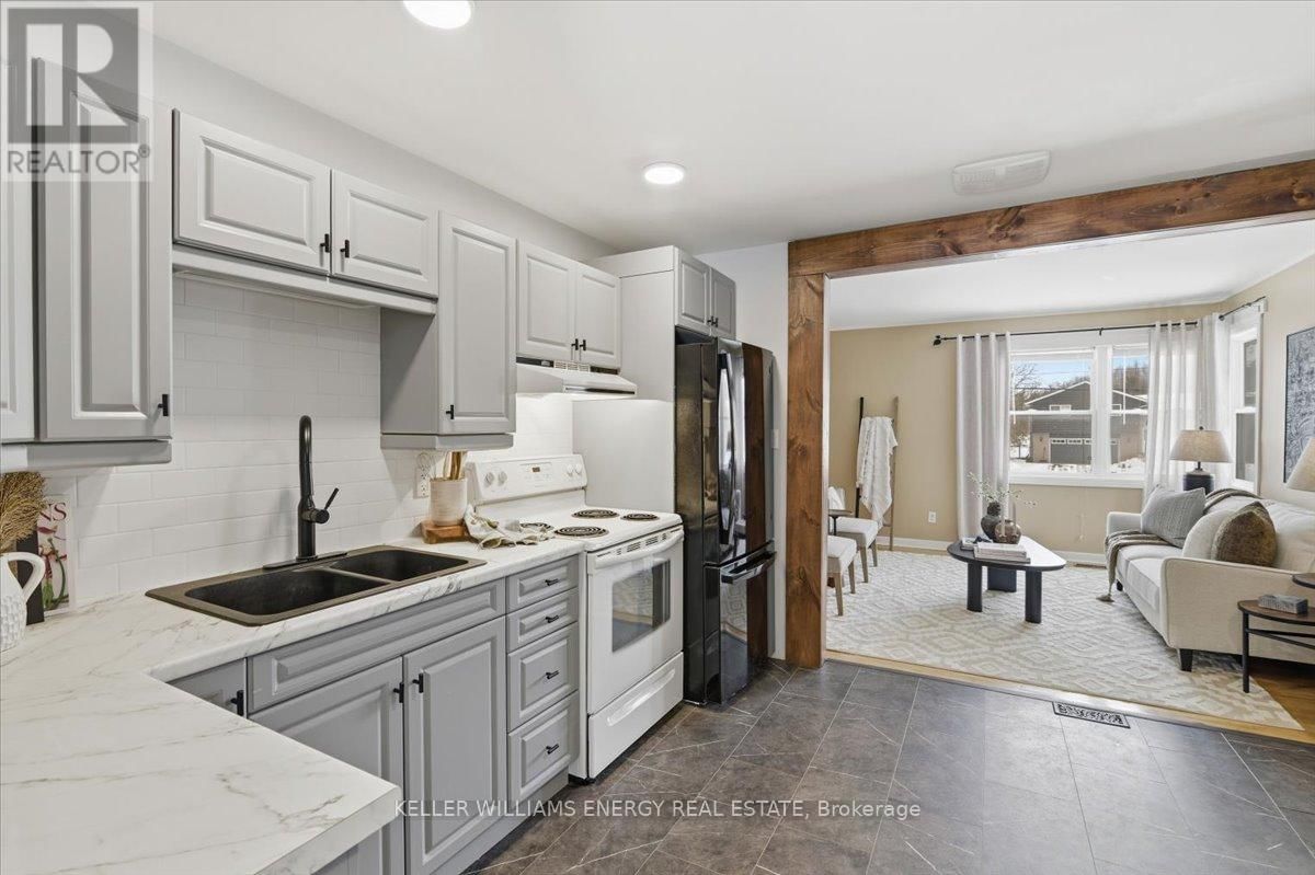 113 WEST STREET Image 18