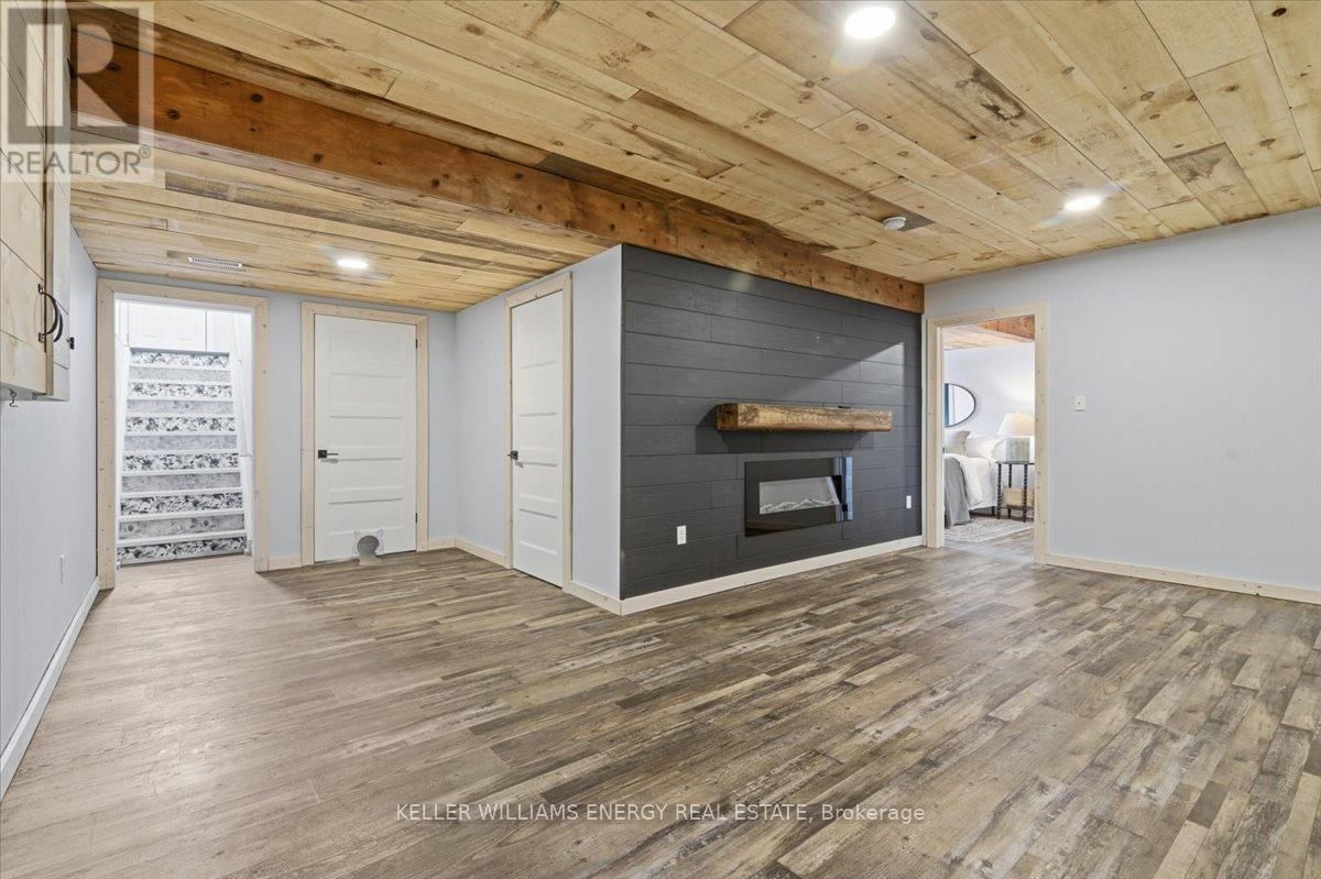 113 WEST STREET Image 24