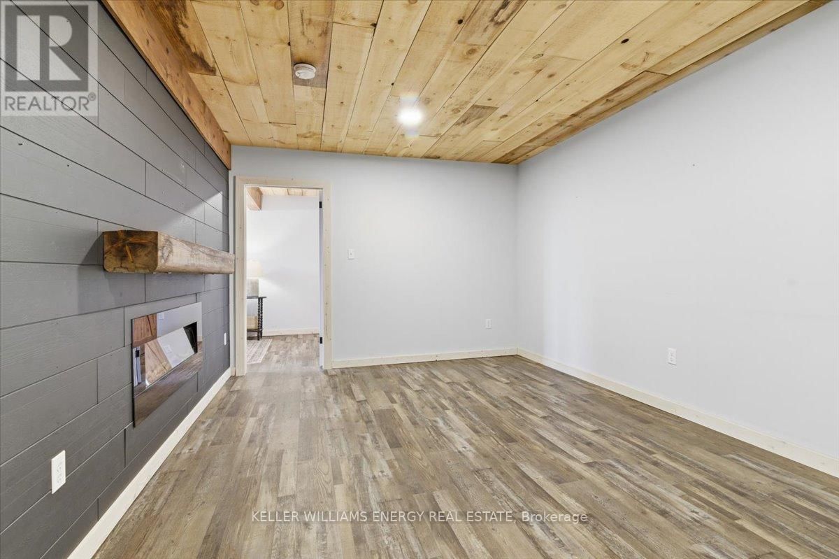 113 WEST STREET Image 25