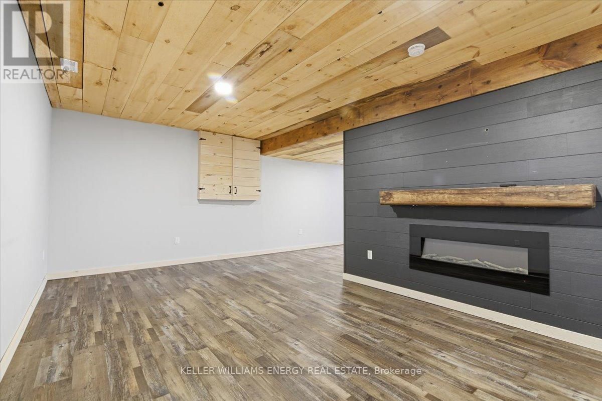 113 WEST STREET Image 26