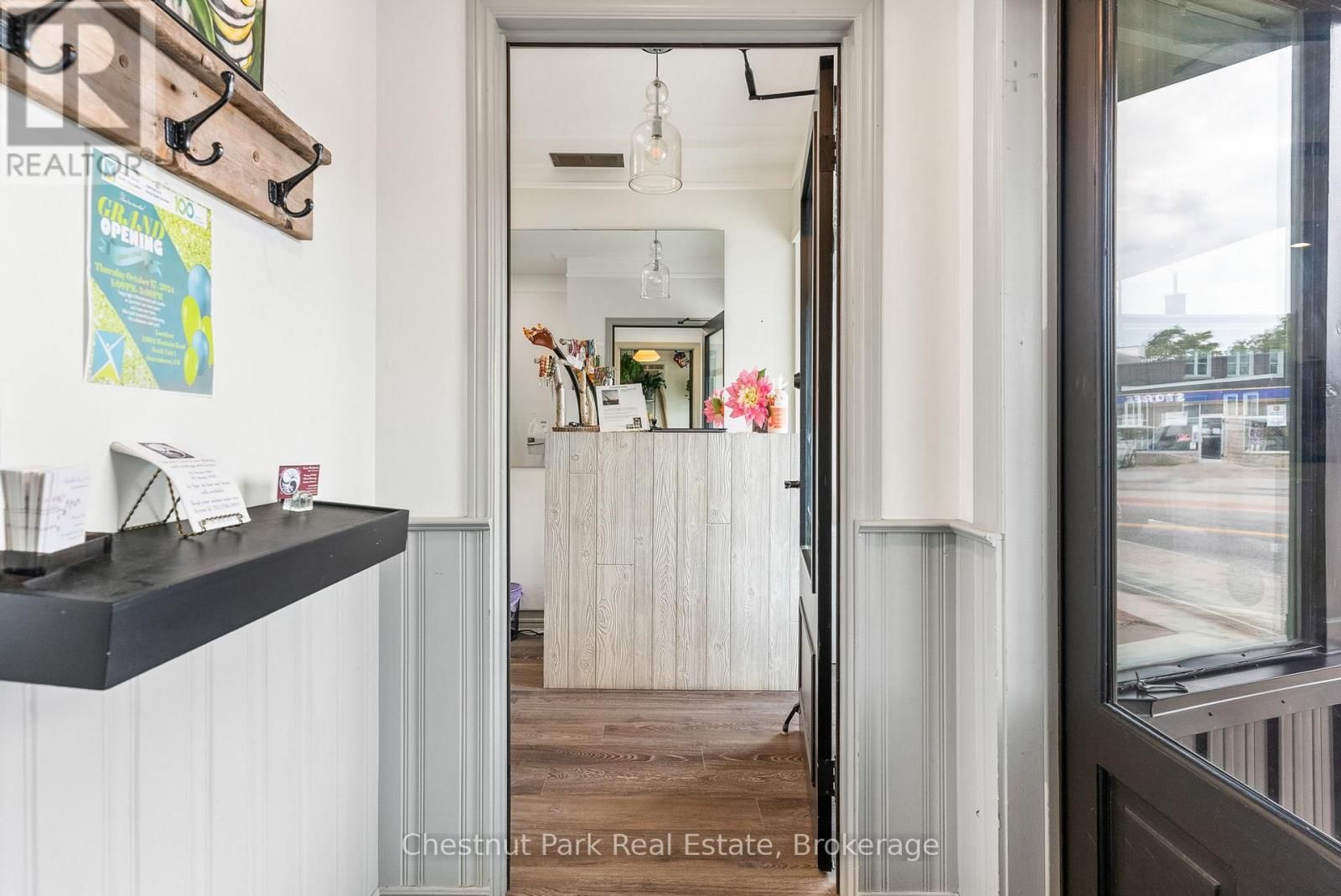 170 MUSKOKA ROAD NORTH Image 3