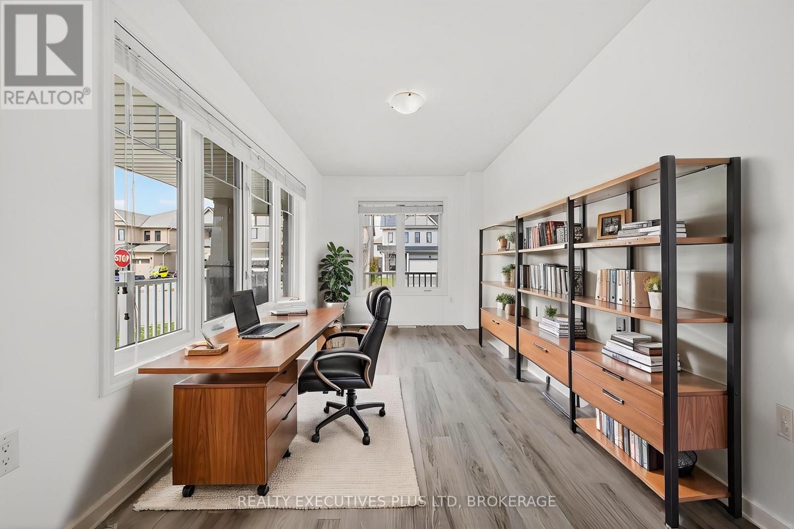 7829 BUCKEYE CRESCENT Image 6