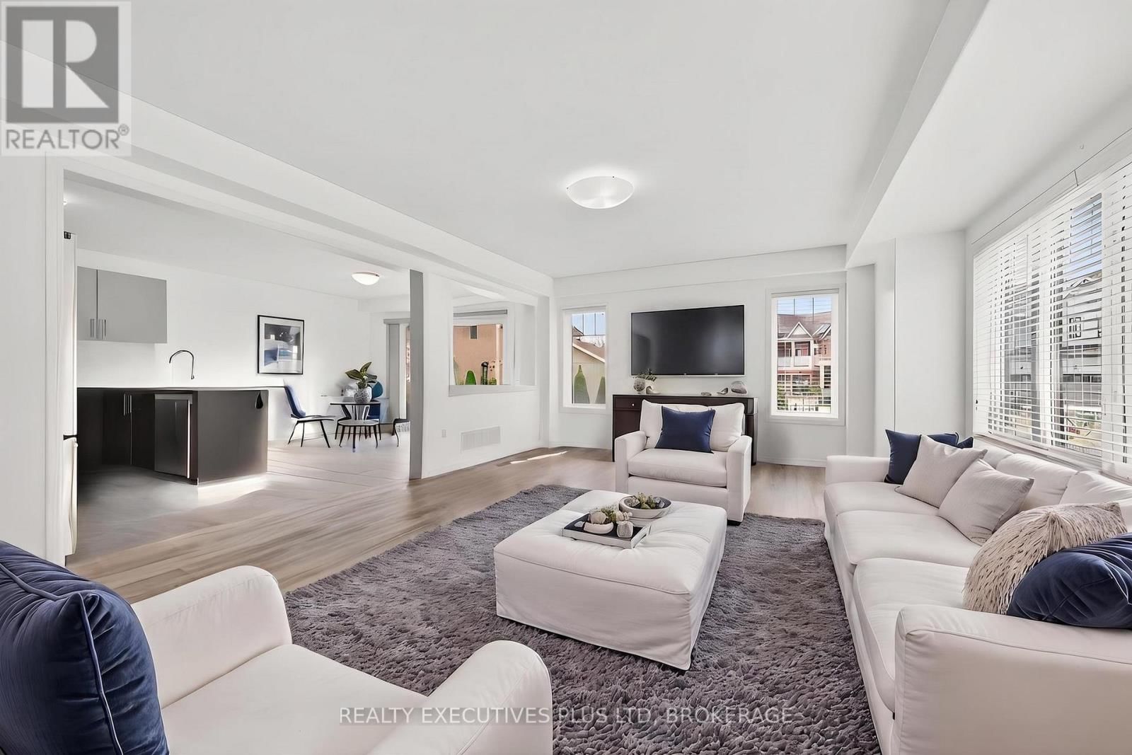 7829 BUCKEYE CRESCENT Image 9