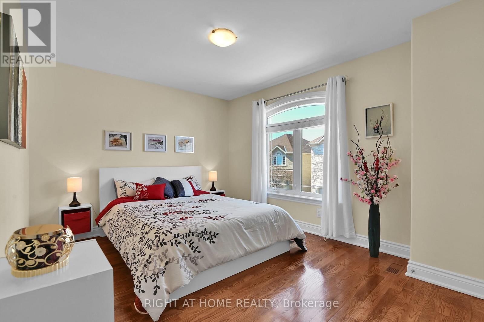 131 ISSAM PRIVATE Image 27