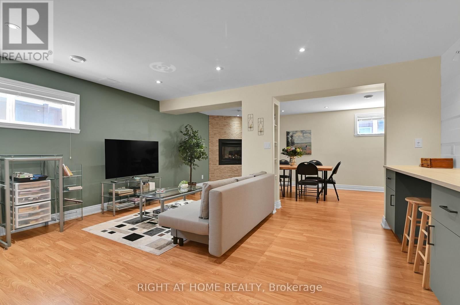 131 ISSAM PRIVATE Image 32