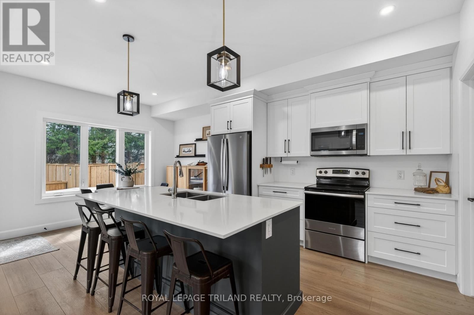 51253 ASHTON STREET Image 11