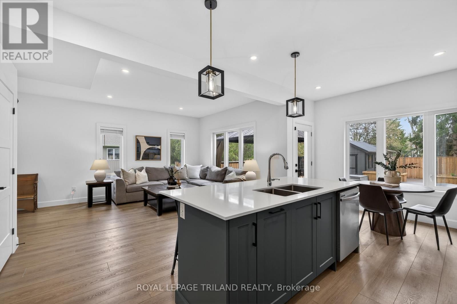 51253 ASHTON STREET Image 13