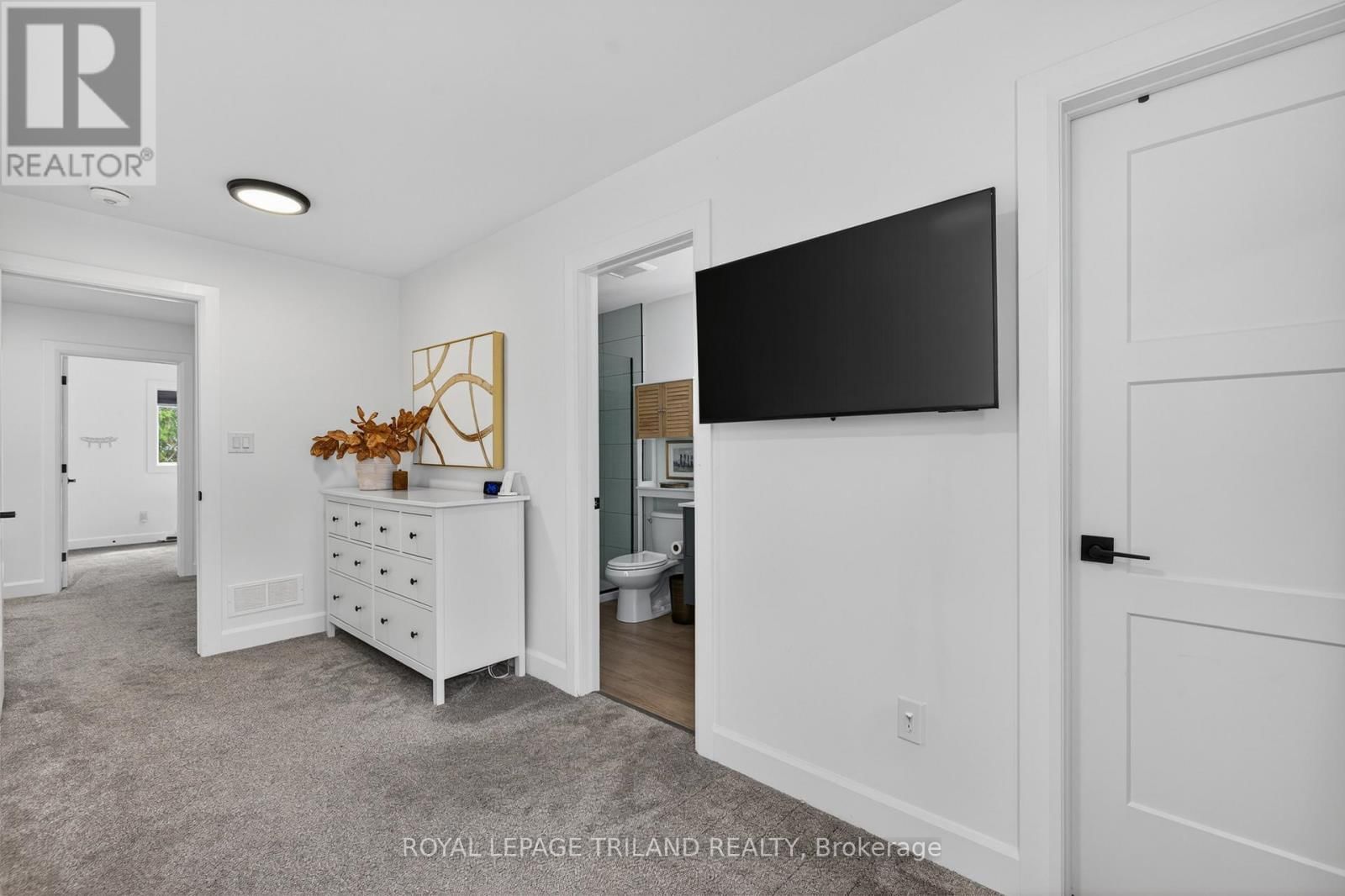 51253 ASHTON STREET Image 19