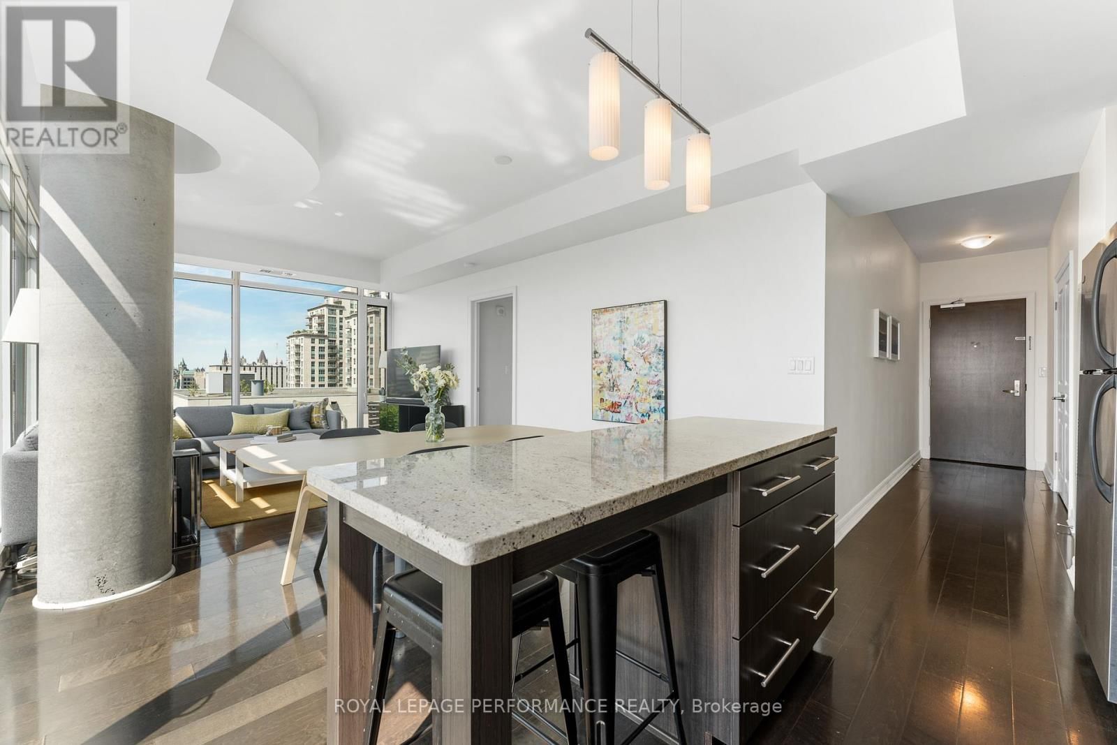 1504 - 238 BESSERER STREET Image 12