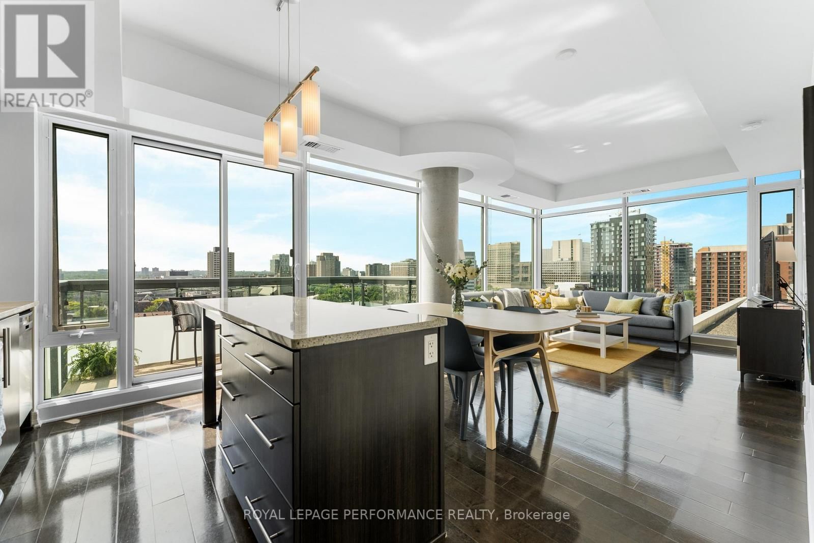 1504 - 238 BESSERER STREET Image 13