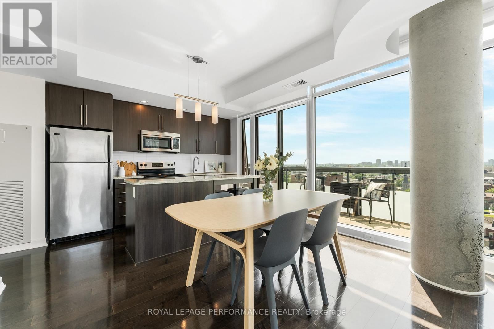 1504 - 238 BESSERER STREET Image 14