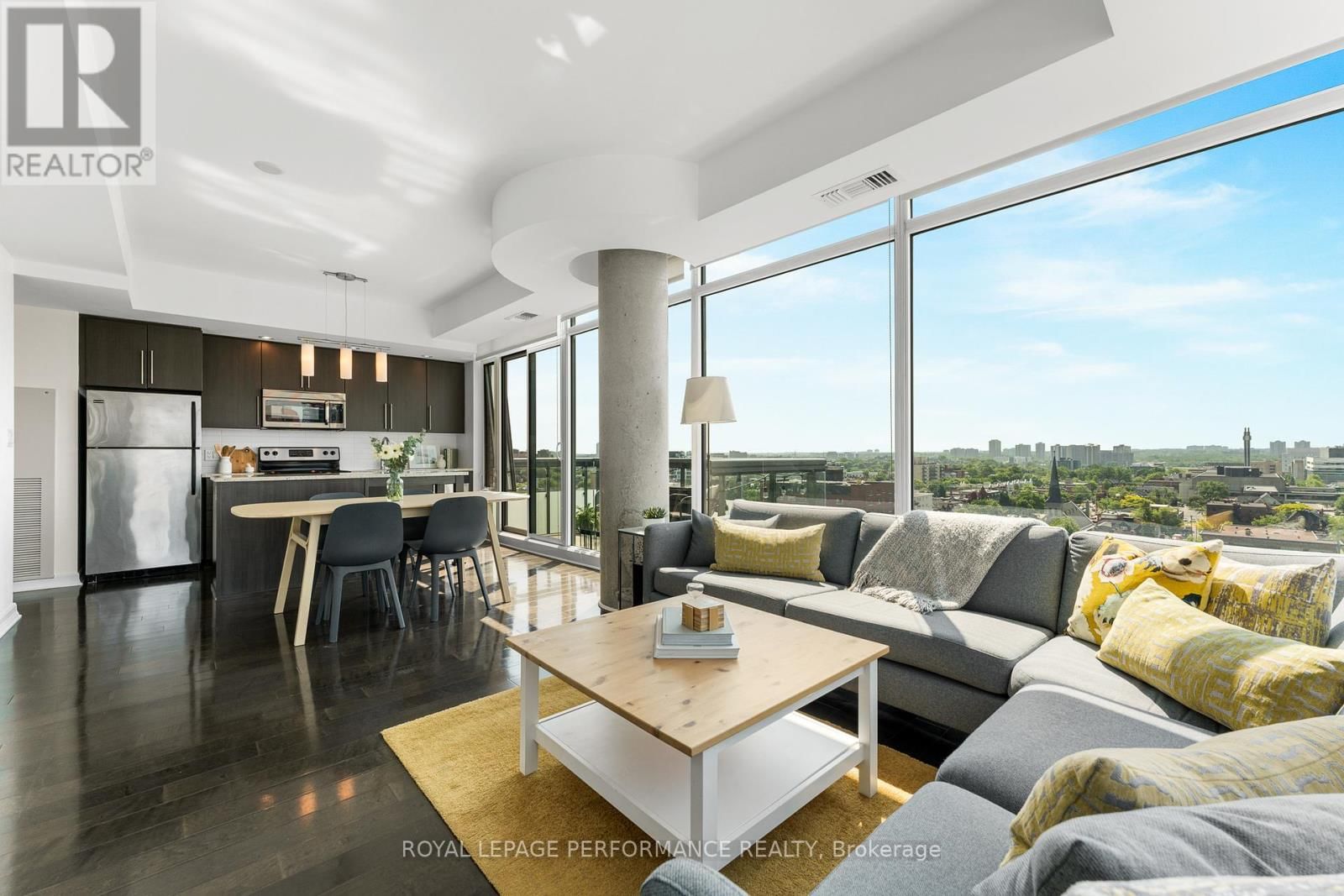 1504 - 238 BESSERER STREET Image 17