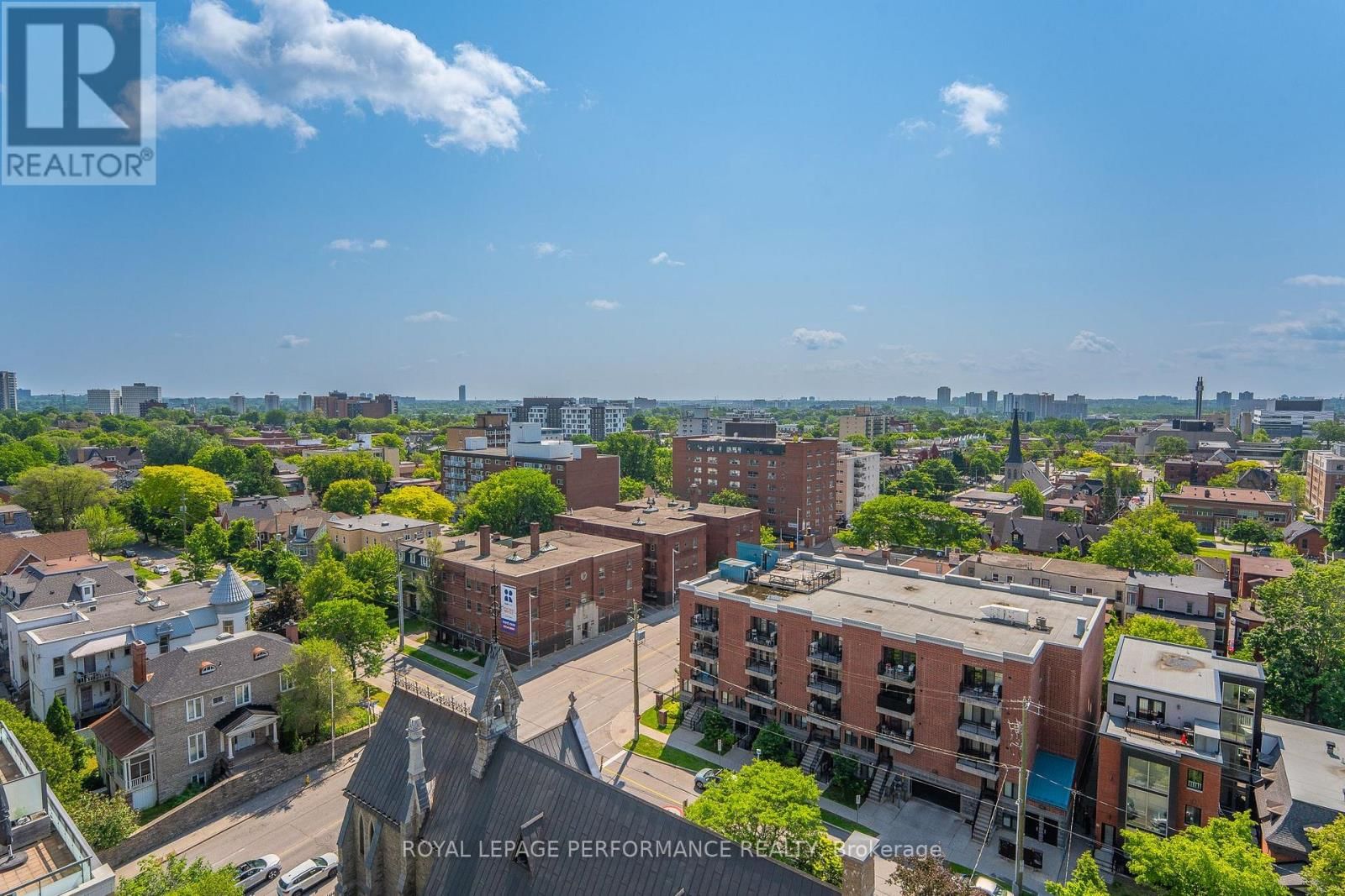 1504 - 238 BESSERER STREET Image 36