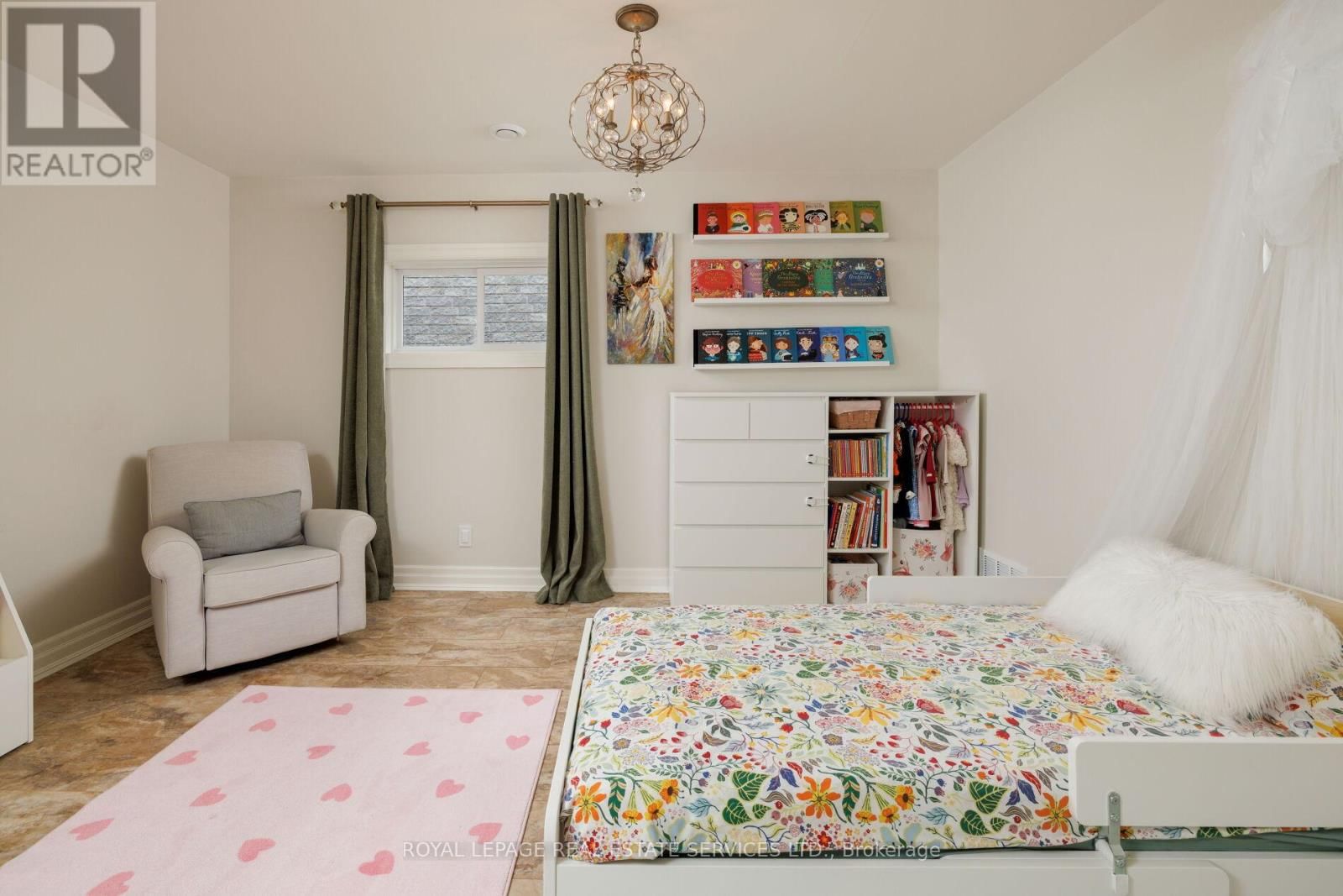 3 - 61 LAKE STREET Image 31