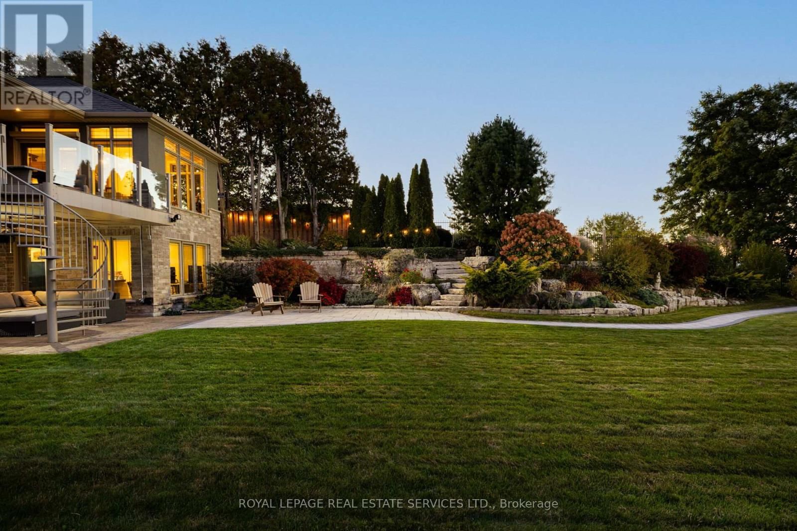 3 - 61 LAKE STREET Image 41