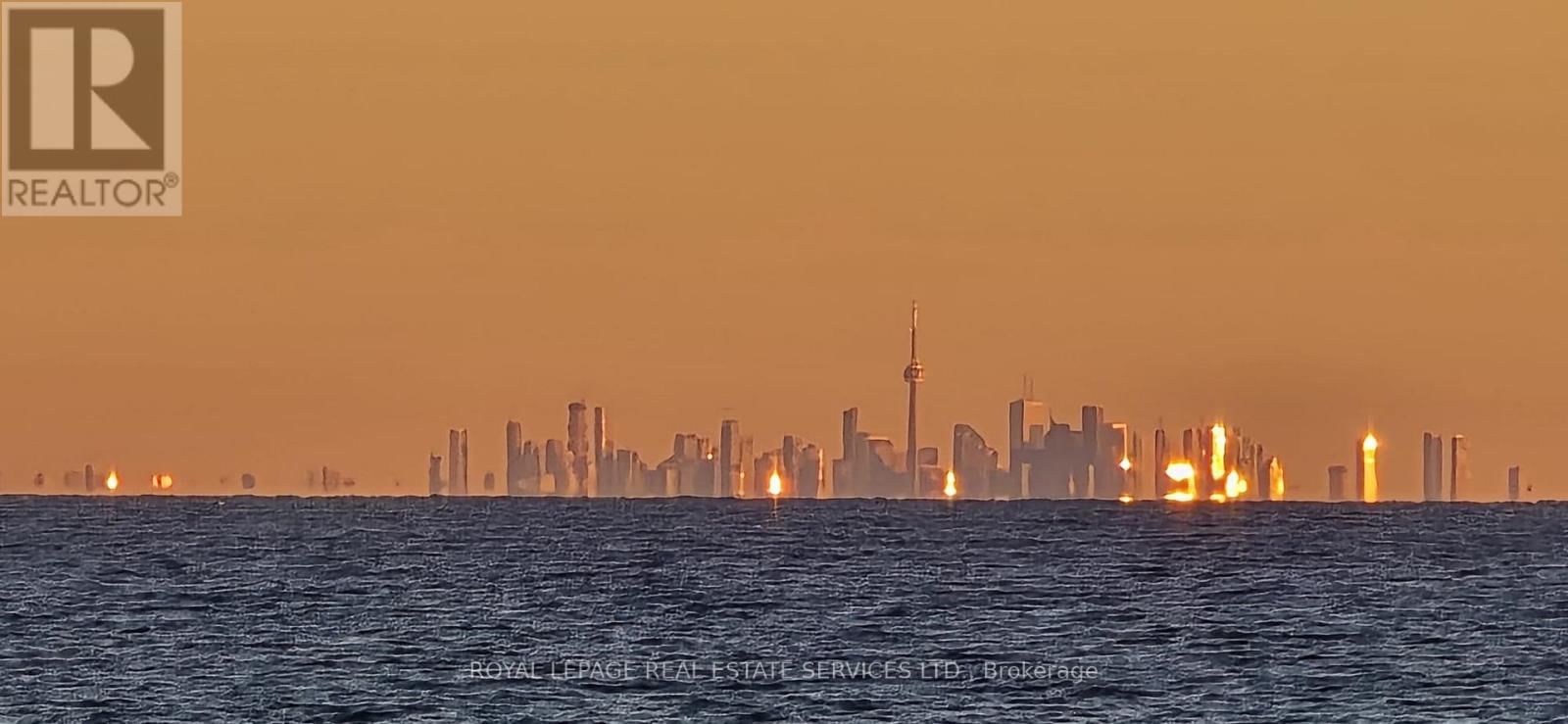 3 - 61 LAKE STREET Image 45