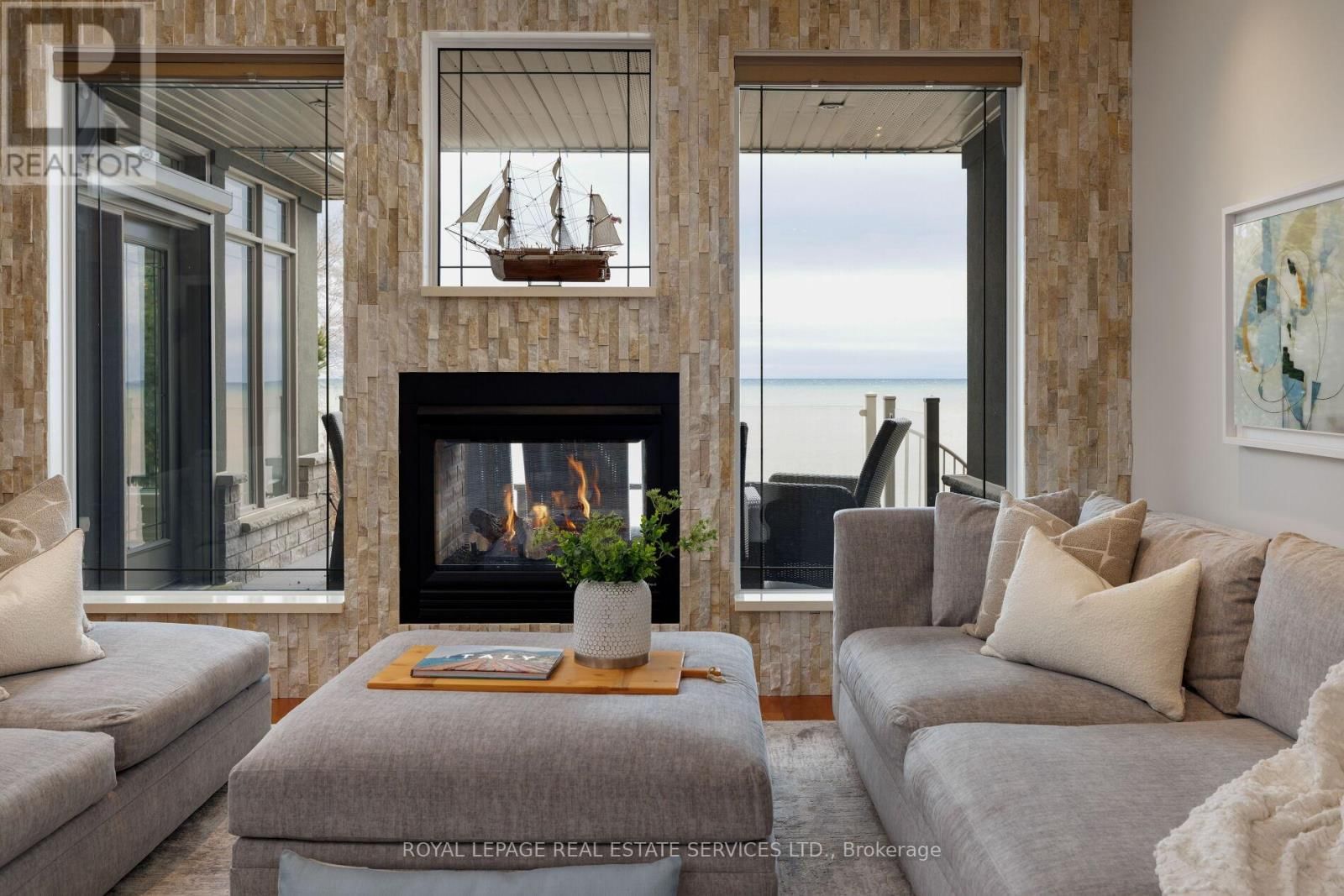 3 - 61 LAKE STREET Image 6