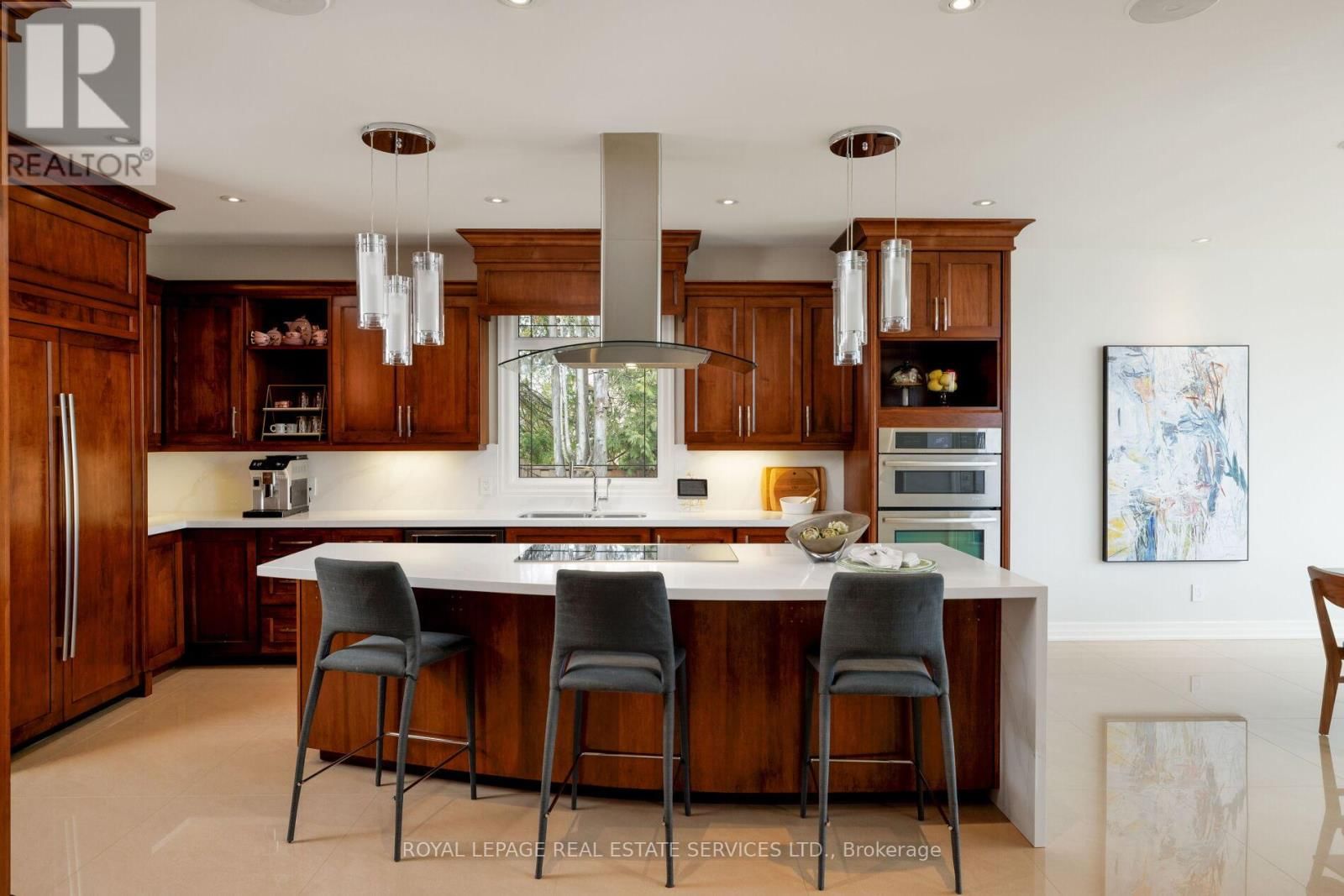 3 - 61 LAKE STREET Image 9