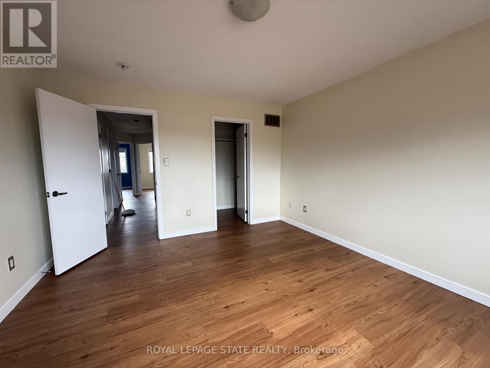 UPPER - 148 CRAFTER CRESCENT Image 12